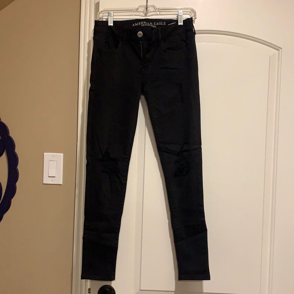 American Eagle Black ripped skinny jeans